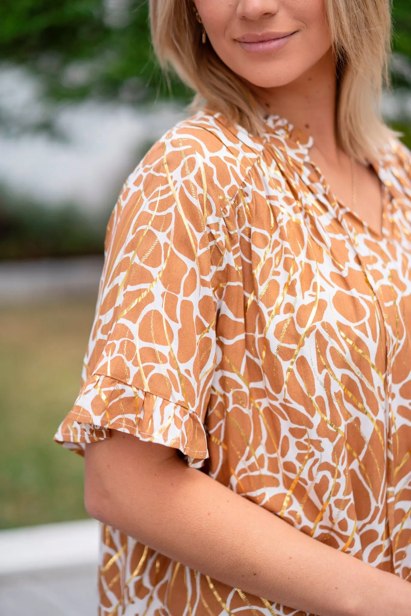 GOLDEN ABSTRACT PEASANT TOP