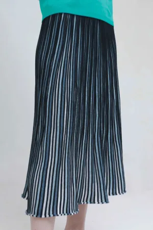 Knitted Pleated Midi Skirt