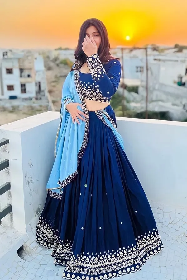 Latest Crop Top Lehenga For Wedding 2022