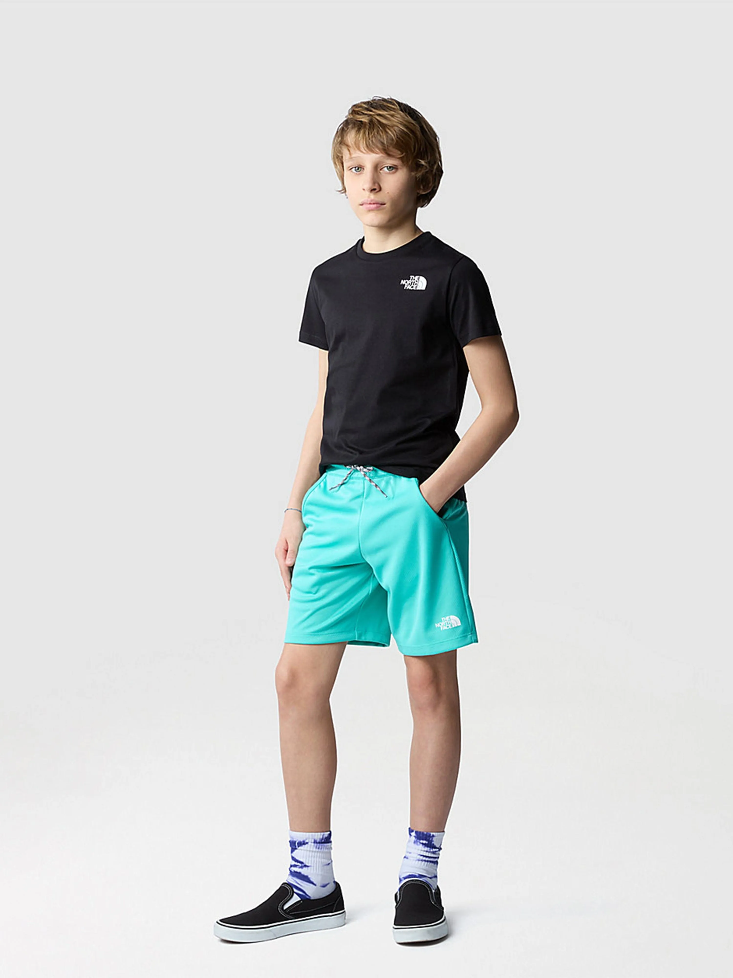 The North Face Boys Redbox T-Shirt With Back Box Graphic in Black